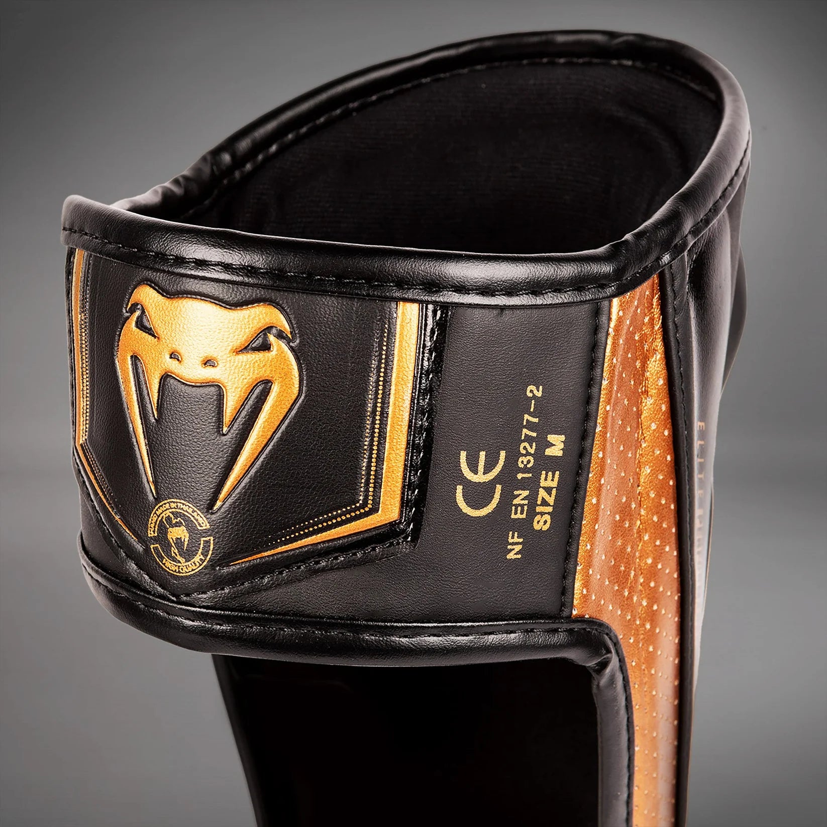 #Color_Black/Bronze