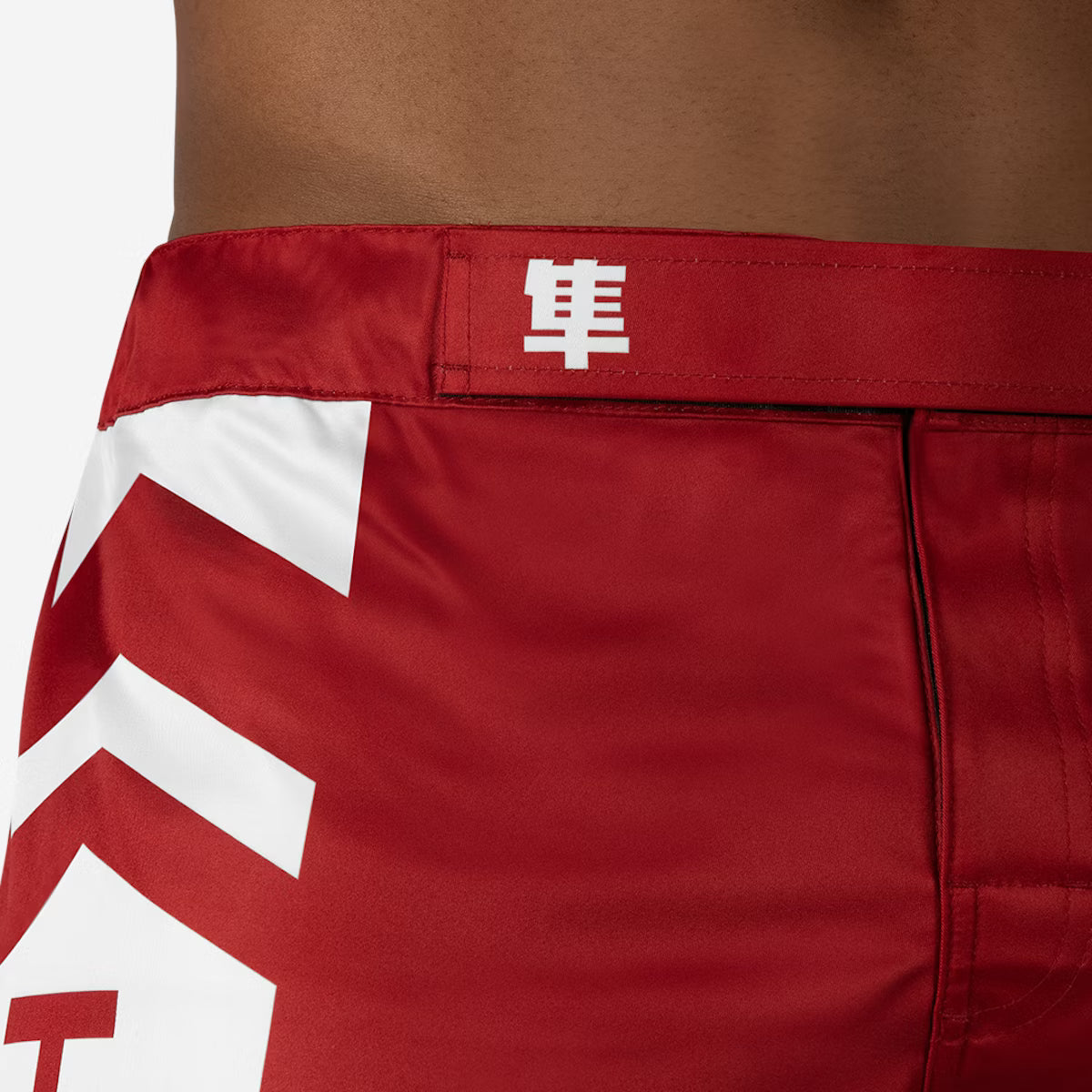 #Color_Red/White