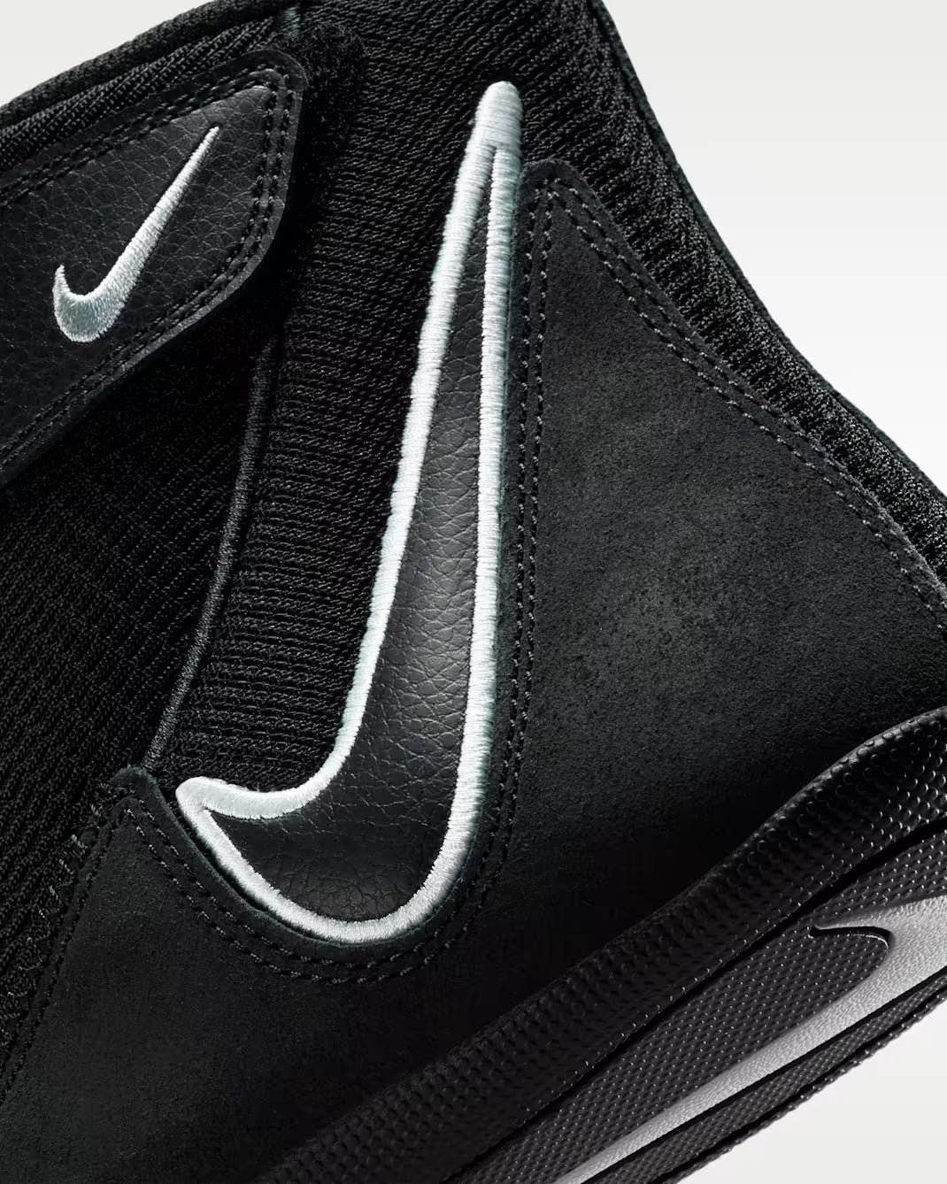 Nike Speedsweep VIII Wrestling Shoes - Black/White