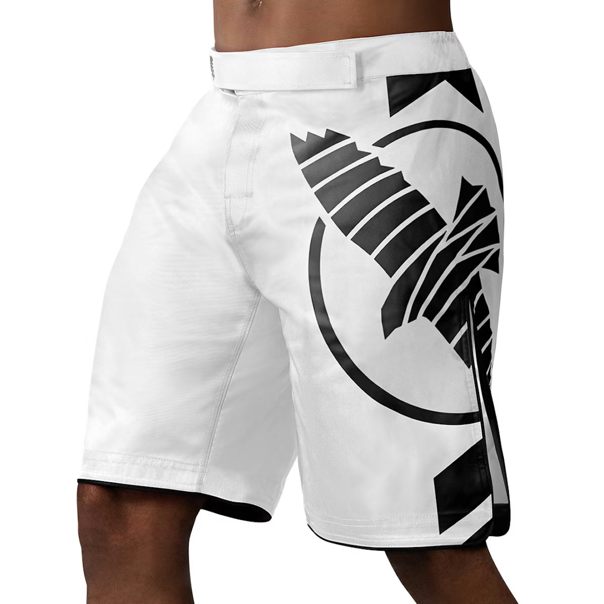 #Color_White/Black