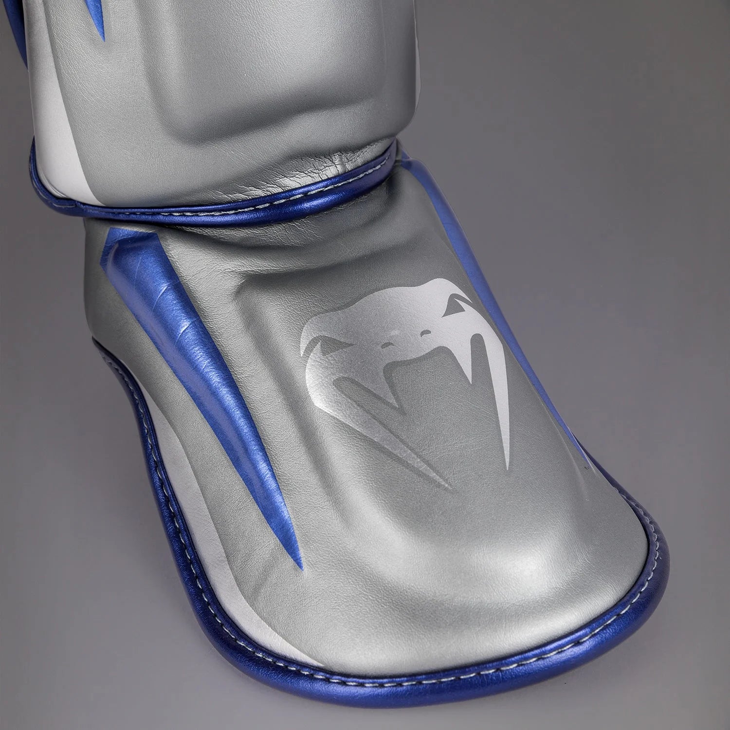 #Color_Silver/Blue